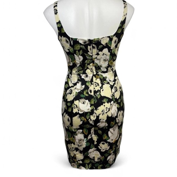 🌿Adorable Bebe Floral Dress -Size Small - Picture 2 of 9